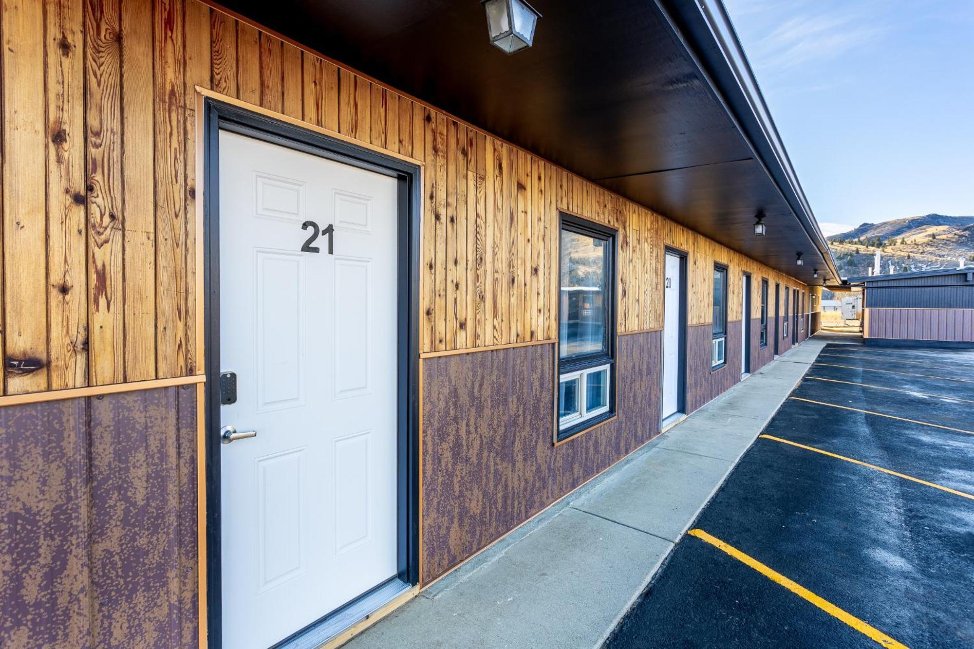 Copperhead Lodge Anaconda Exterior photo